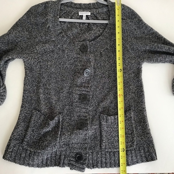 Fashion Bug knit sweater/jacket. Size medium. - Picture 5 of 7